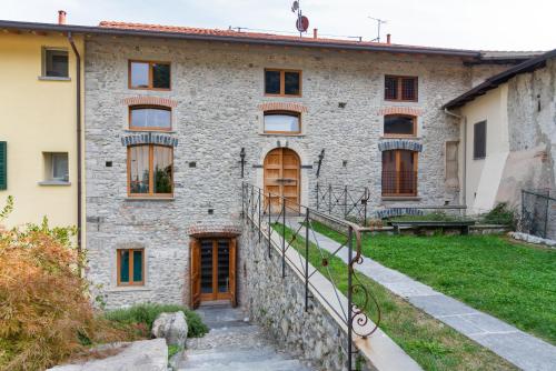  Pescalina - Pescate in Pescate