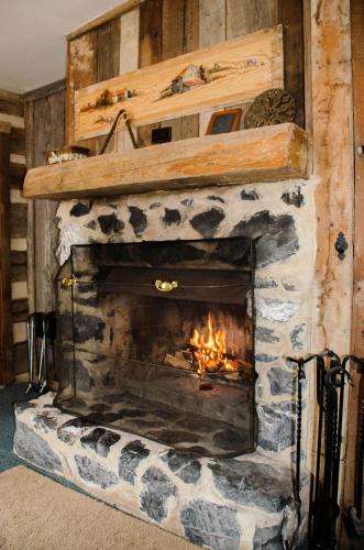 Sugar Tree Inn - image 8