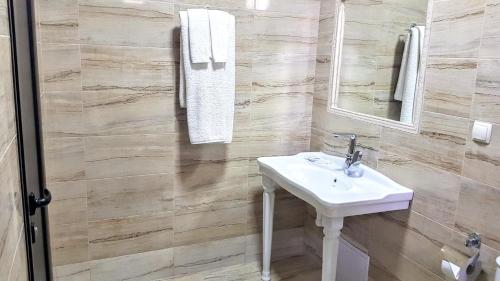 Hotel Hilez - image 3