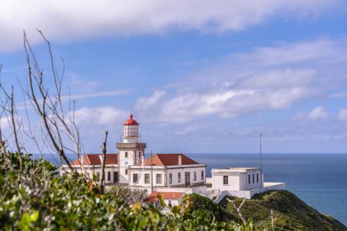 Sotto Mayor Residence - image 4