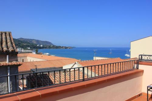  La Terrazza sul Mare by Wonderful Italy, Pension in Cefalú