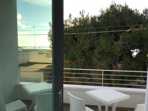 Kilátás, A due passi dal mare in Porto Cesareo