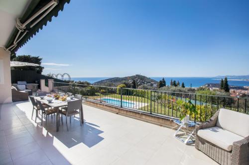 Terrazzo/balcone, Vinaigrier Hills VI3086 by Riviera Holiday Homes in Altro