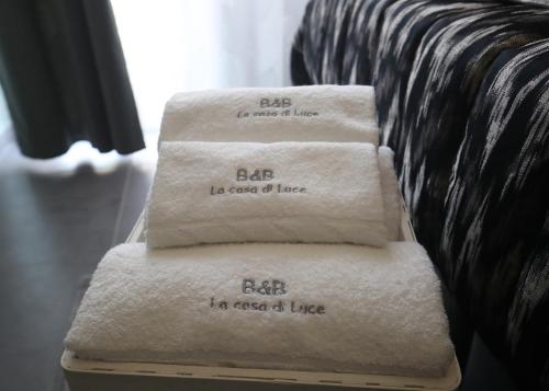 Double Room image 8
