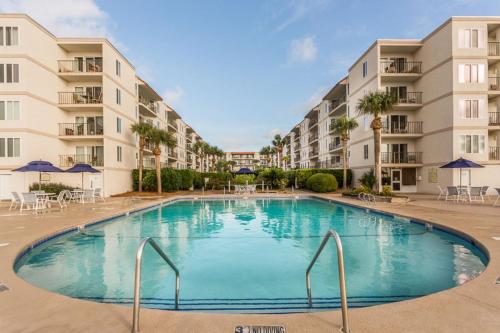 Beach Club 109 - main image