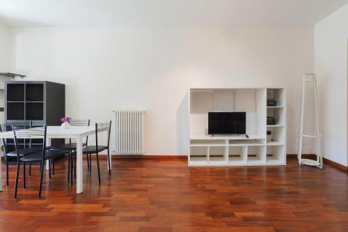 PrimoPiano - Torelli - Apartment - Milan