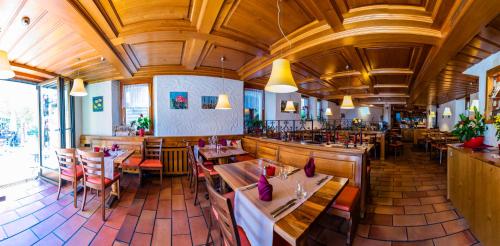 餐厅, 韦斯霍恩酒店 (Hotel Weisshorn) in 策马特