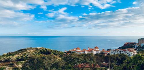  Villa Donna Nadia Ocean in Caniço