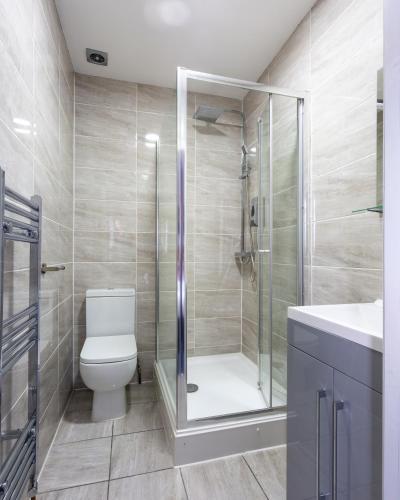 Wellesley Hotel - image 2