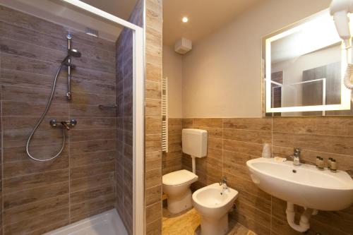 International Rooms & Apartments - Sirmione