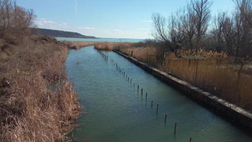  Nóra Apartman in Balatonfůzfő