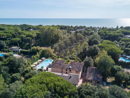Hotel Cavalieri Del Mare – Ronchi, WI