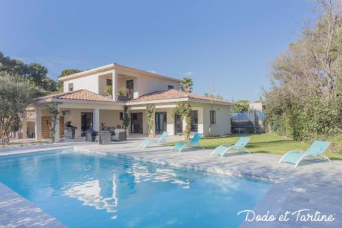 Stunning Villa 4 bedroom with pool - Dodo et Tartine - Accommodation - Saint-Cyr-sur-Mer