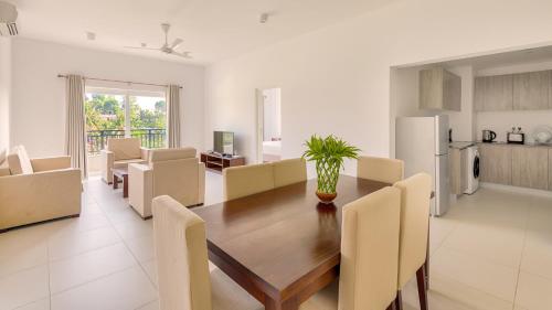 Fairway Sunset Serviced Apartments