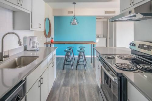 1BR Apt in North Phoenix with Pool by WanderJaunt - image 9