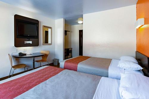 Motel 6-Palatine, IL - Chicago Northwest in Palatine, USA