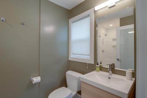Seaside Cove Cottage - image 4
