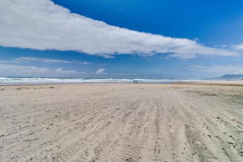 Rockaway Beach Surfer's Paradise - image 5