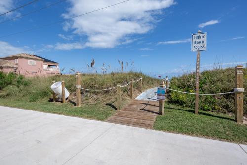Island Serenity - image 4