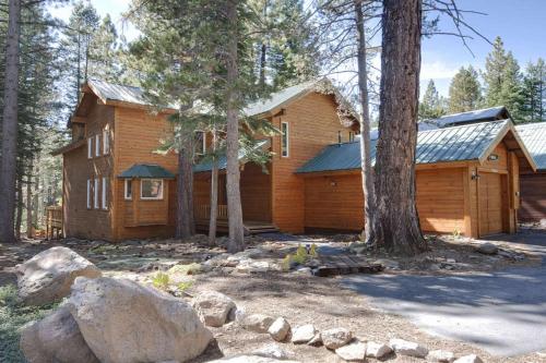 The Acorn House California