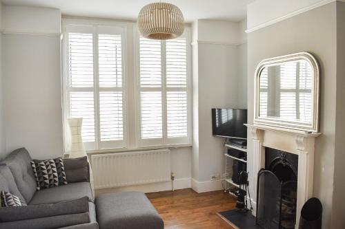 3 Bedroom Brighton Townhouse With Garden, Brighton, West Sussex