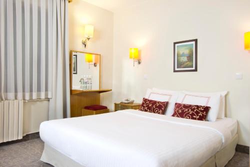 Ilkay Hotel, Istanbul (photo 4)