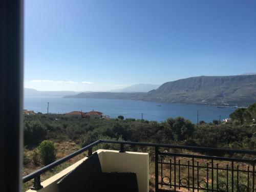  Όμορφος μοντέρνος χώρος in Korakiaí