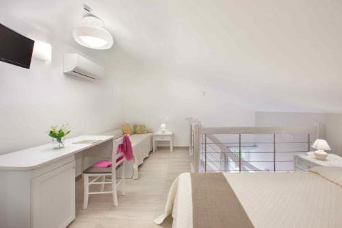 Al Centro Suites - image 7