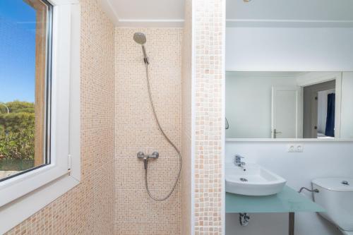 Apartamentos Iris - image 4