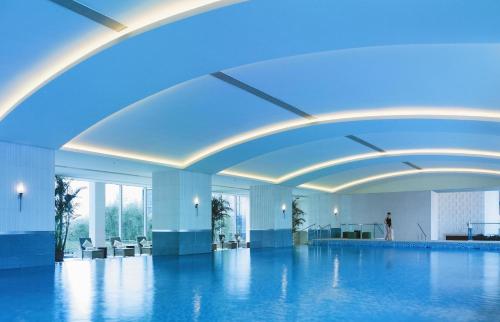 Swimming pool, Shangri-La Beijing in Beijing Exhibition Ctr & Xizhimen