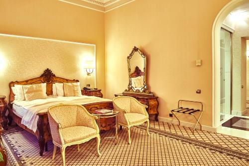 Grand Hotel Continental - image 9