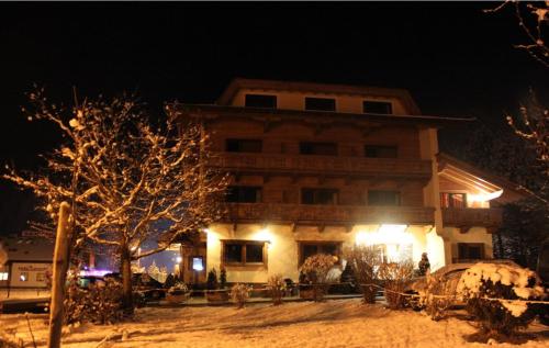 Hotel Garni Klocker - image 11