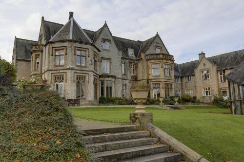 Mercure Sheffield Kenwood Hall & Spa - image 5