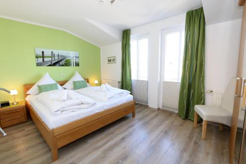 Villa Vineta Ferienwohnung Meerblick Mit Sudbalkon Rugen Price