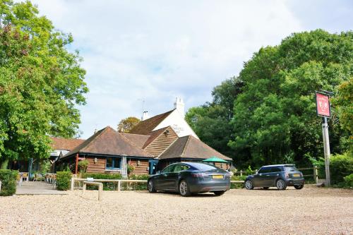 Cromwell Arms Country Pub With Rooms