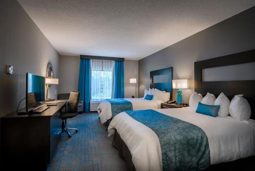 Holiday Inn & Suites Syracuse Airport - Liverpool by IHG in Liverpool, USA
