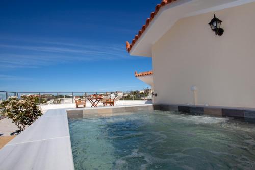 Villa Calma with Rooftop Jacuzzi gîte à louer Rethymnon