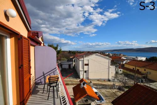 Double Room with Private Bathroom and Balcony