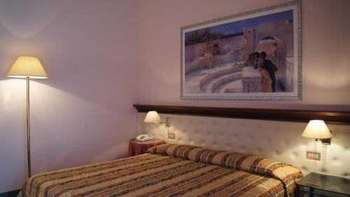 2 queen beds