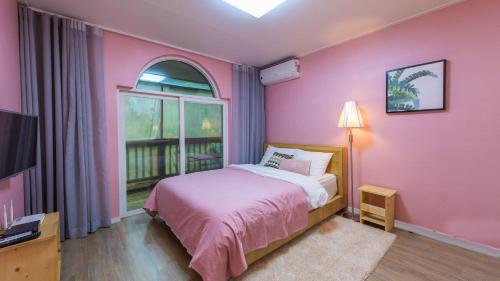 Haena Pension