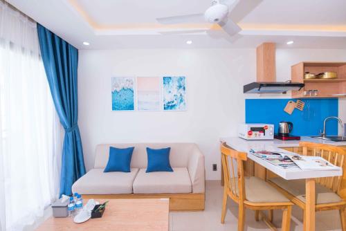 Two-Bedroom Apartment image 8