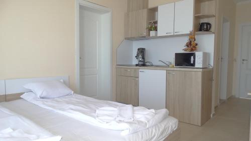 Akrotiria Beach Apart Complex - image 6