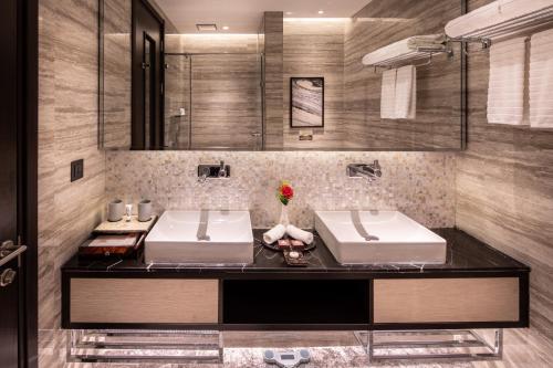 Braira Al Nakheel Hotel - Tap to explore photos