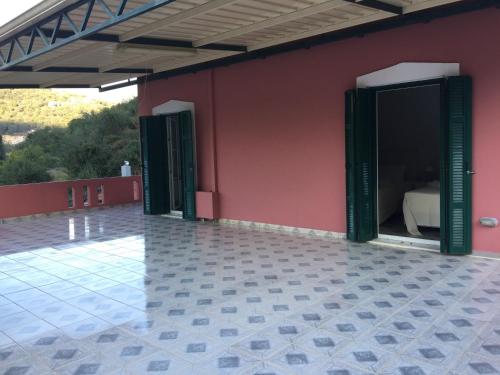 Vasilis House - image 9