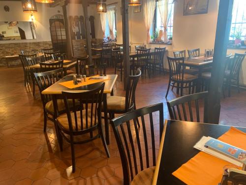 Penzion a Restaurace Na Jízdárně - image 4