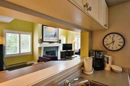 3 Bedroom Mountain Walk condo