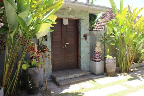 Paranyogan Homestay – Uluwatu, CO