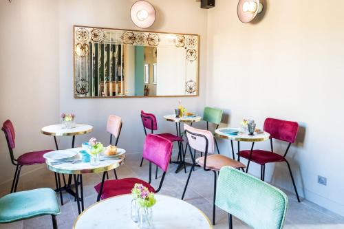 Hotel des Iris - image 8