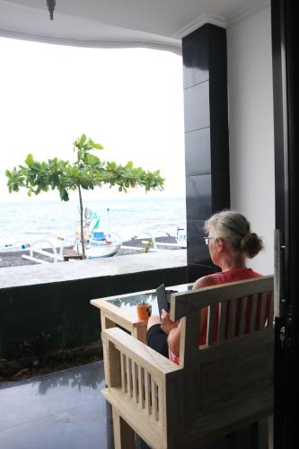 Alur Beach Homestay in Amed