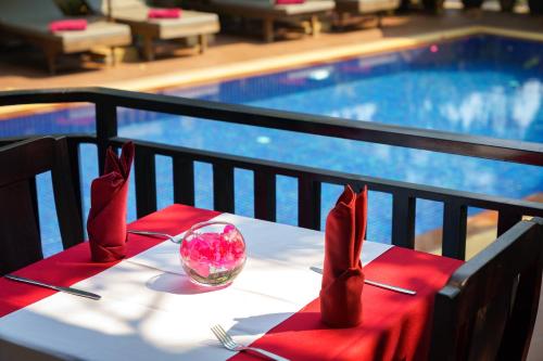 Reveal Courtyard in Reveal Angkor